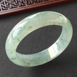 (超值推荐)冰种飘花手镯(56mm)