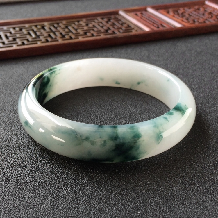 (超值推荐)糯冰种飘花手镯(58.5mm)