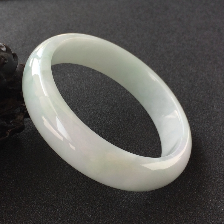 (超值推荐)糯冰种晴水手镯(63mm)