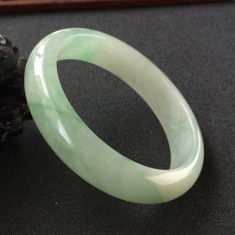 (超值推荐)糯冰种飘花手镯(61mm)