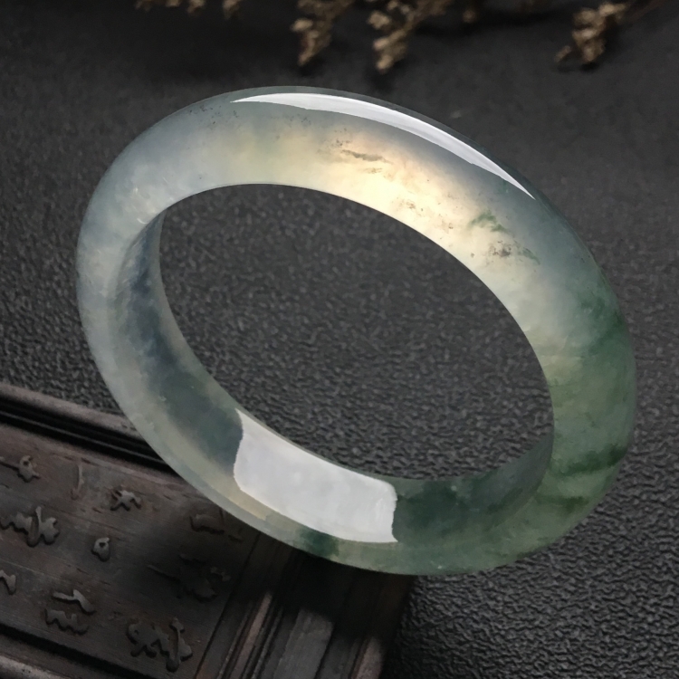 （超值推荐）冰种飘花手镯（56.4mm）