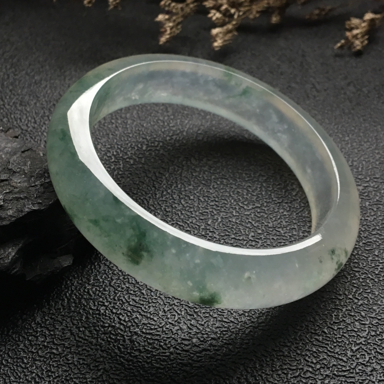 （超值推荐）冰种飘花手镯（56.4mm）