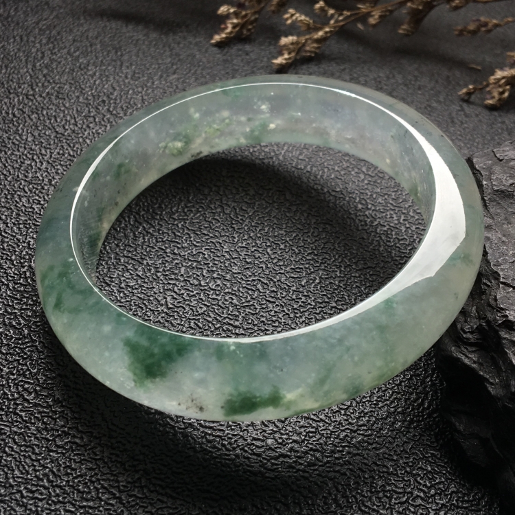 （超值推荐）冰种飘花手镯（56.5mm）