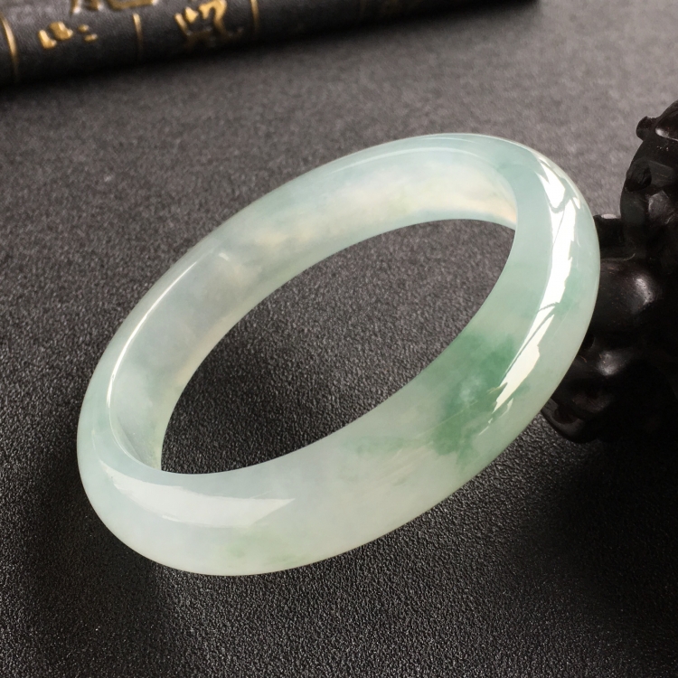(超值推荐)冰种飘花手镯(57.4mm)