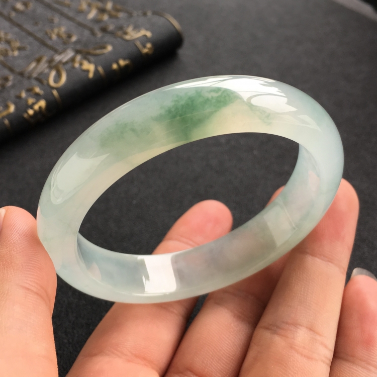 (超值推荐)冰种飘花手镯(57.4mm)