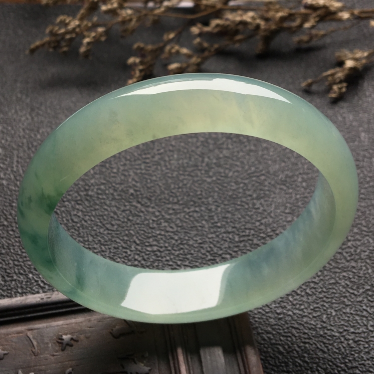 （超值推荐）冰种飘花手镯（56.1mm）
