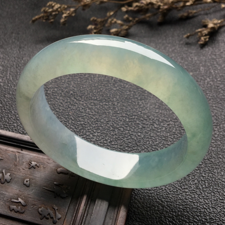（超值推荐）冰种晴水略飘花手镯（55.2mm）