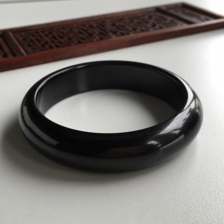 (超值推荐)细糯种墨翠手镯(58mm)