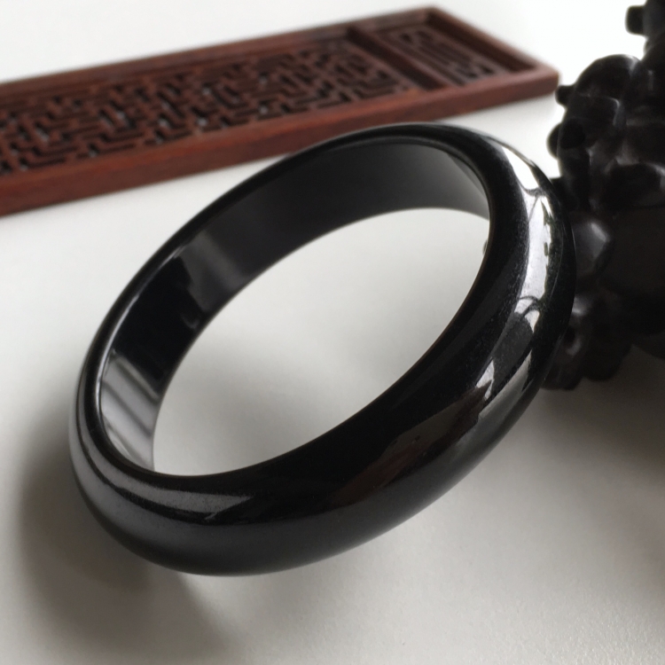 (超值推荐)细糯种墨翠手镯(58mm)