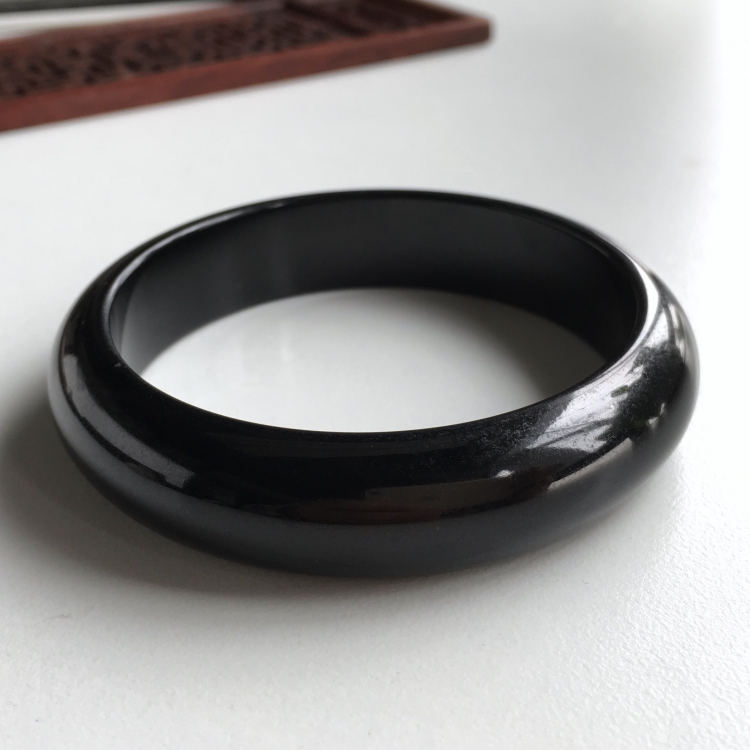 (超值推荐)细糯种墨翠手镯(57.4mm)