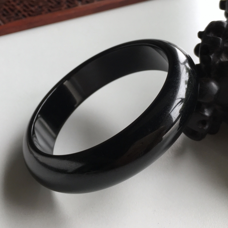 (超值推荐)细糯种墨翠手镯(57.8mm)
