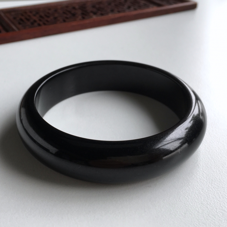 (超值推荐)细糯种墨翠手镯(57.8mm)