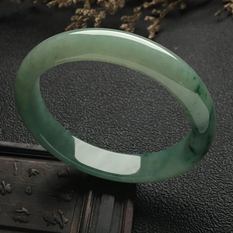 （超值推荐）糯冰种晴水飘花手镯（58mm）