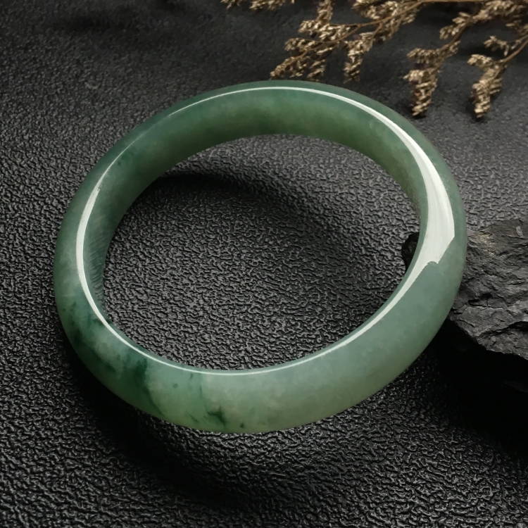 （超值推荐）糯冰种晴水飘花手镯（58mm）