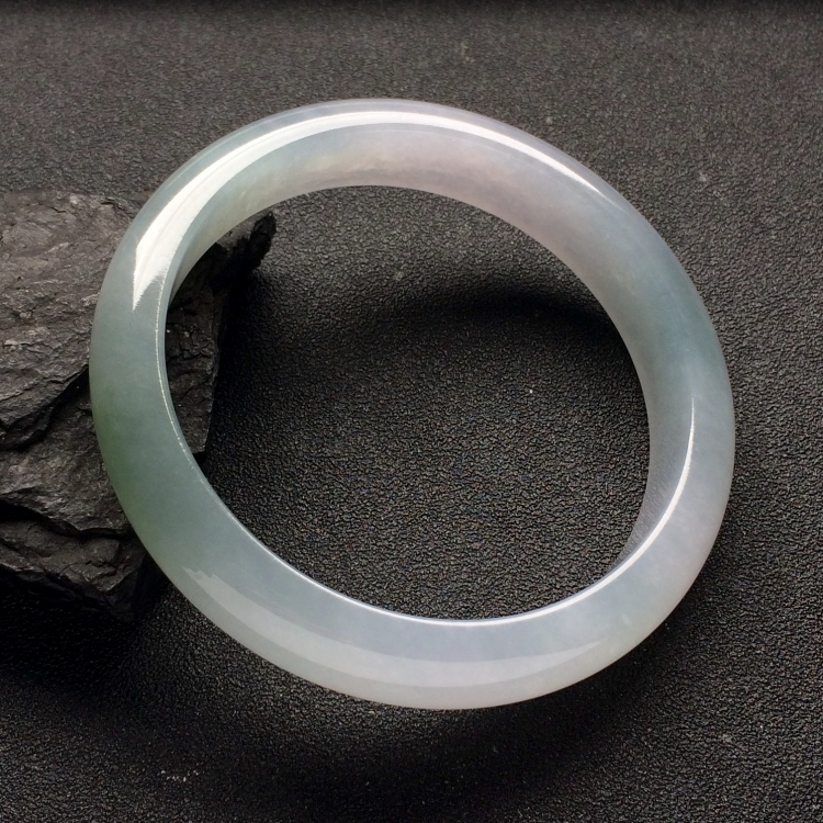 （超值推荐）冰种晴水手镯（56.8mm）