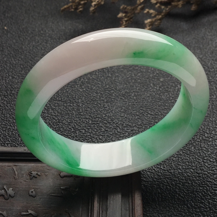 （超值推荐）糯冰种飘翠手镯（53.7mm）