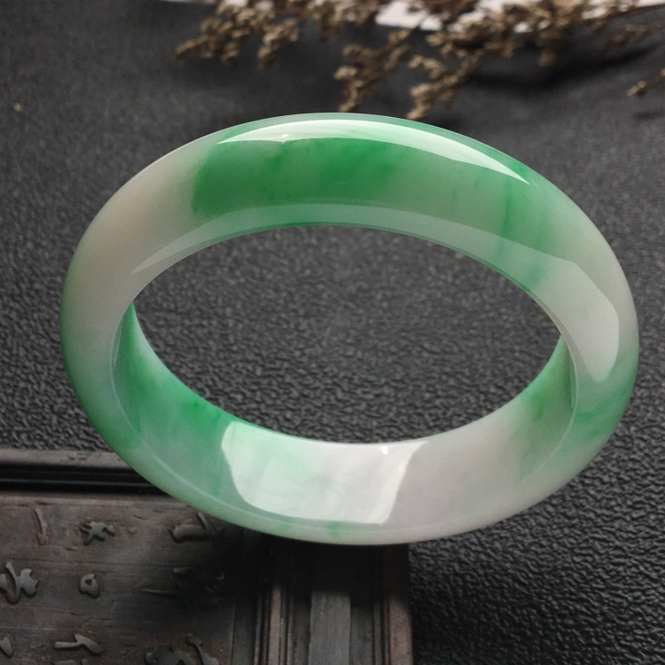 （超值推荐）糯冰种飘翠手镯（53.7mm）