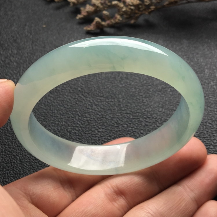 （超值推荐）冰种晴水手镯（56.7mm）
