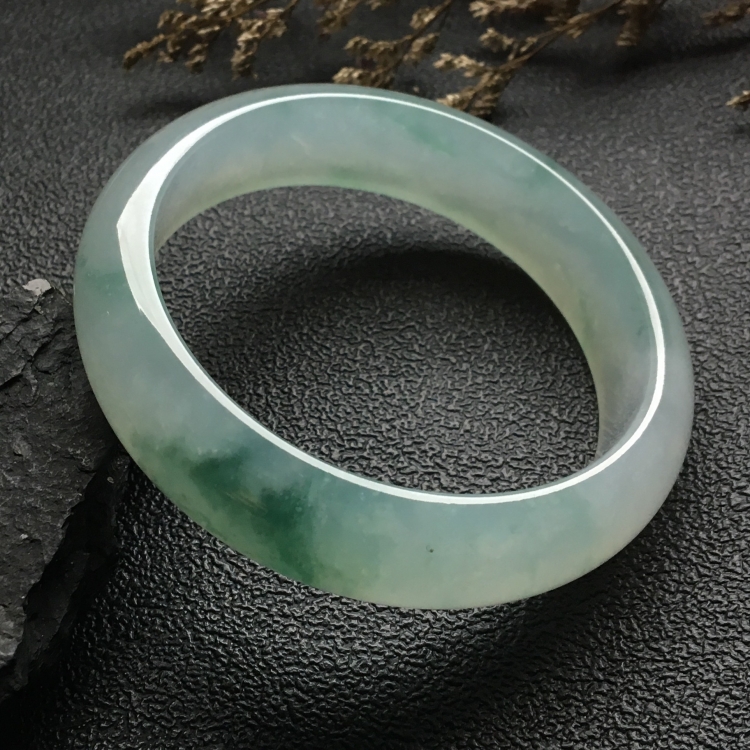 （超值推荐）冰种飘花手镯（57.8mm）