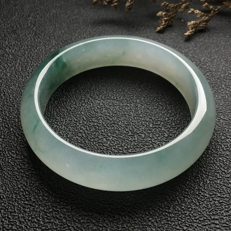 （超值推荐）冰种飘花手镯（57.8mm）