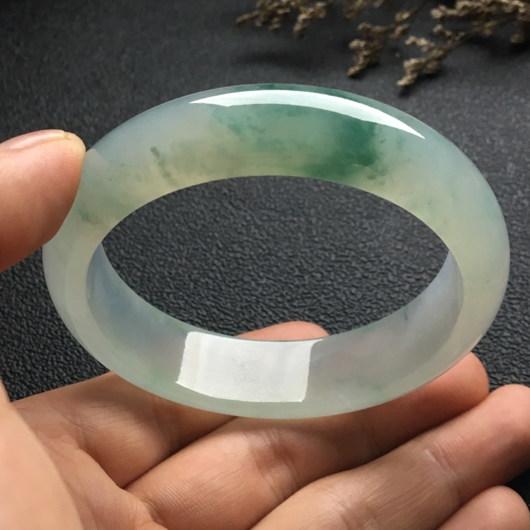 （超值推荐）冰种飘花手镯（57.8mm）
