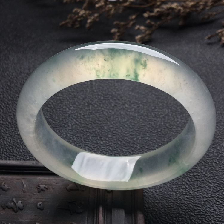 （超值推荐）冰种飘花手镯（57mm）