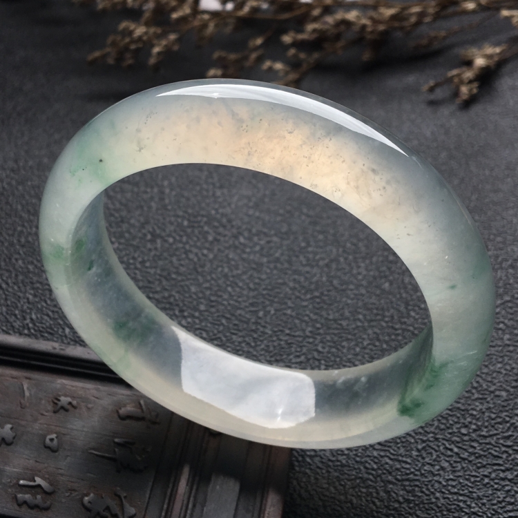 （超值推荐）冰种飘花手镯（57mm）