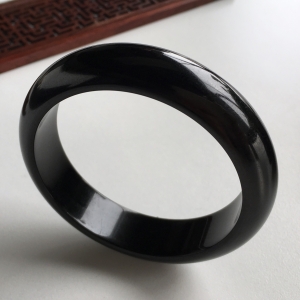 (超值推荐)细糯种墨翠手镯(57.8mm)