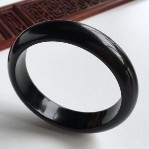 (超值推荐)细糯种墨翠手镯(55.3mm)