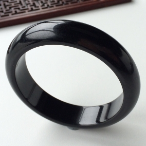 (超值推荐)细糯种墨翠手镯(57.8mm)