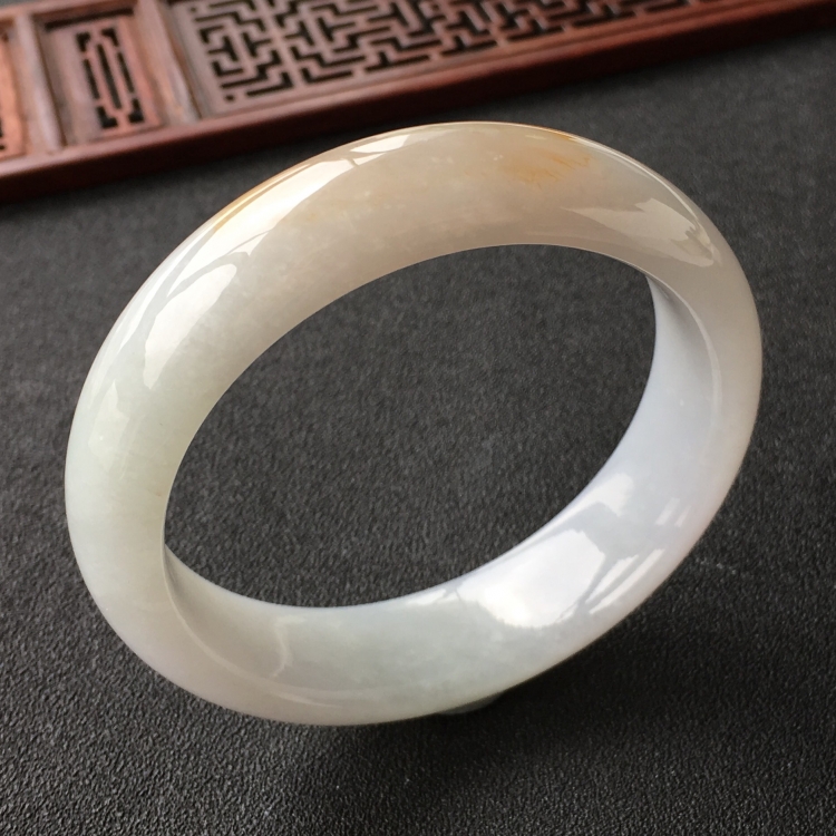 (超值推荐)糯冰种飘黄翡手镯(59.2mm)