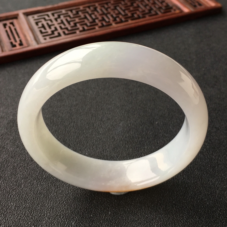 (超值推荐)糯冰种飘黄翡手镯(59.2mm)
