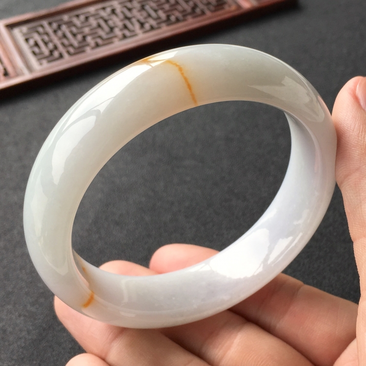 (超值推荐)糯冰种飘黄翡手镯(60.5mm)