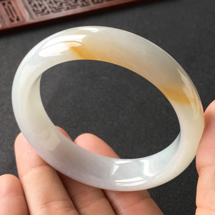 (超值推荐)糯冰种飘黄翡手镯(59.2mm)