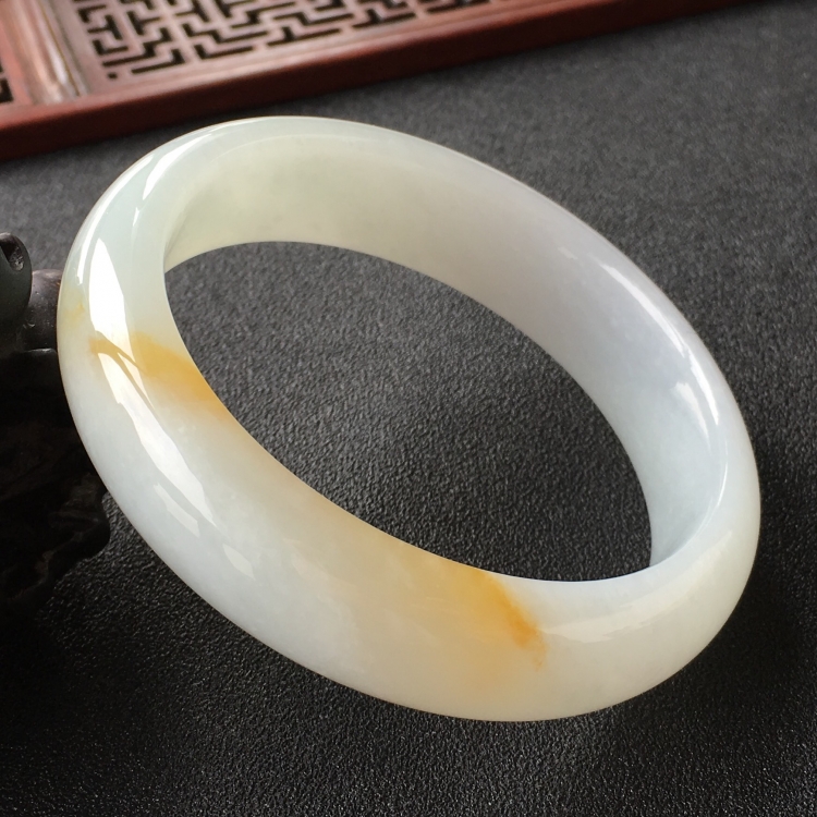(超值推荐)糯冰种飘黄翡手镯(59.2mm)