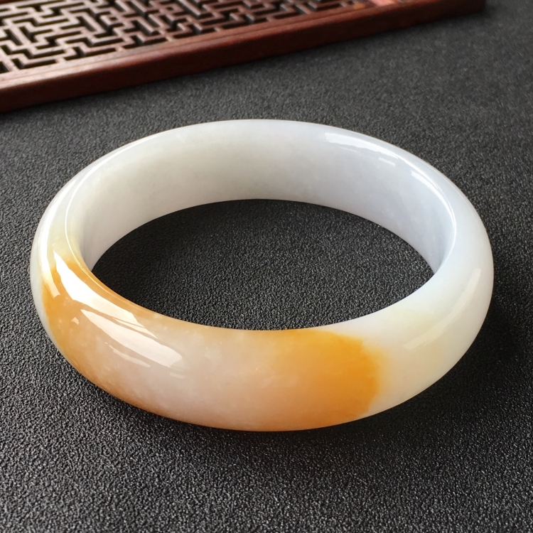 (超值推荐)糯冰种黄翡手镯(60.3mm)