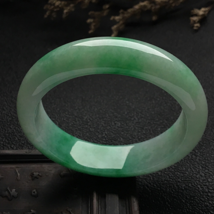 （超值推荐）糯冰种飘翠手镯（54mm）