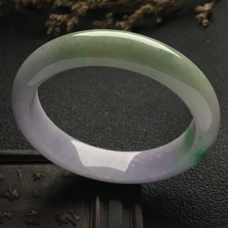 （超值推荐）糯冰种春带彩手镯（58.1mm）