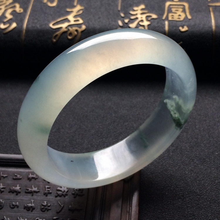 （超值推荐）冰种飘花手镯（57.7mm）