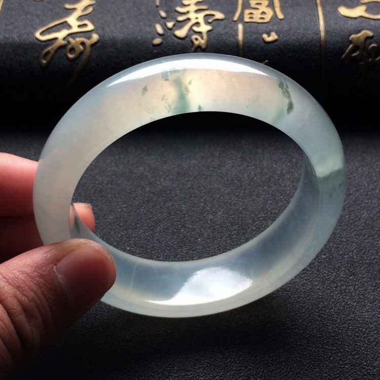 （超值推荐）冰种飘花手镯（57.7mm）