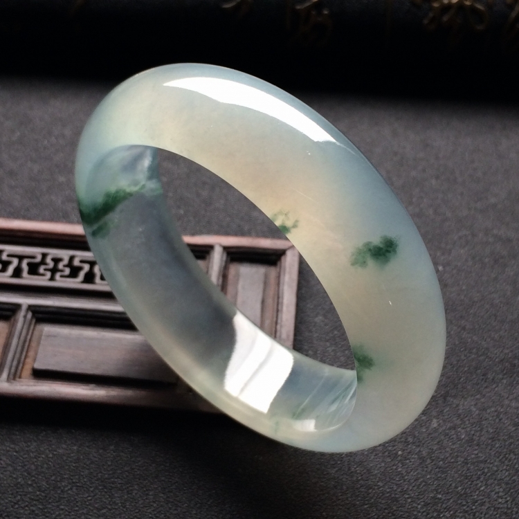 （超值推荐）冰种飘花手镯（57mm）