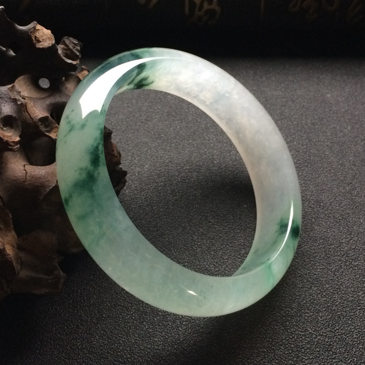 （超值推荐）冰种飘花手镯（56.1mm）