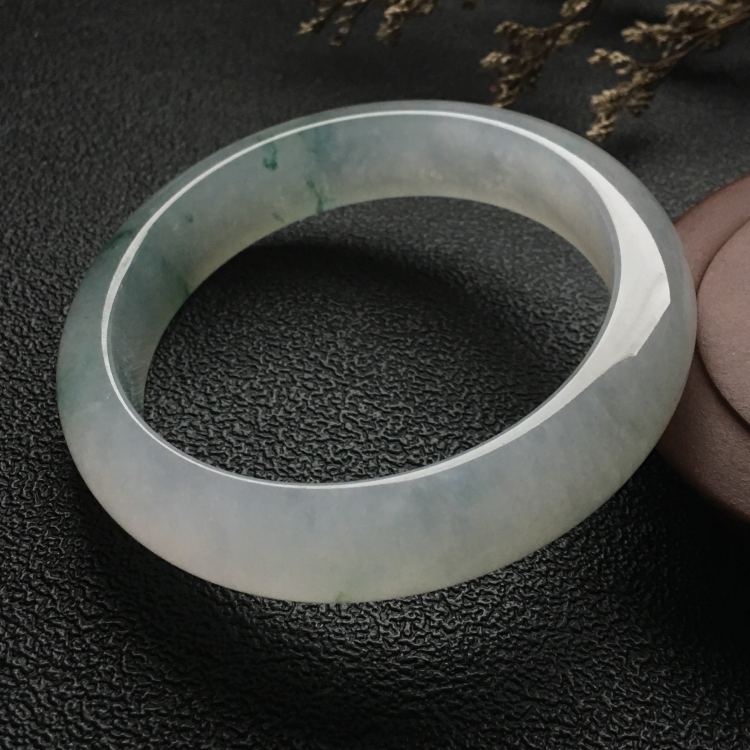 （超值推荐）冰种飘花手镯（55.5mm）