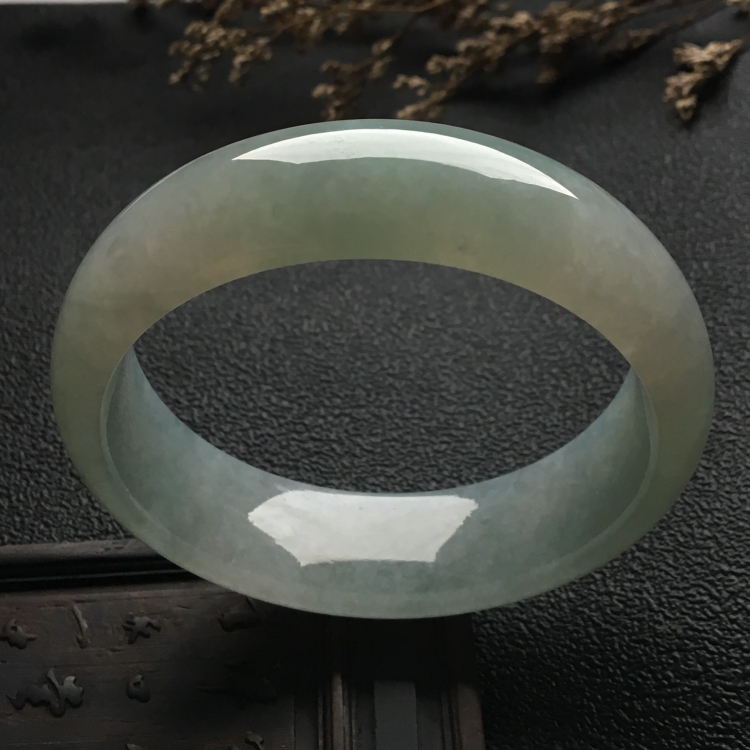 （超值推荐）糯冰种晴水手镯（58.4mm）