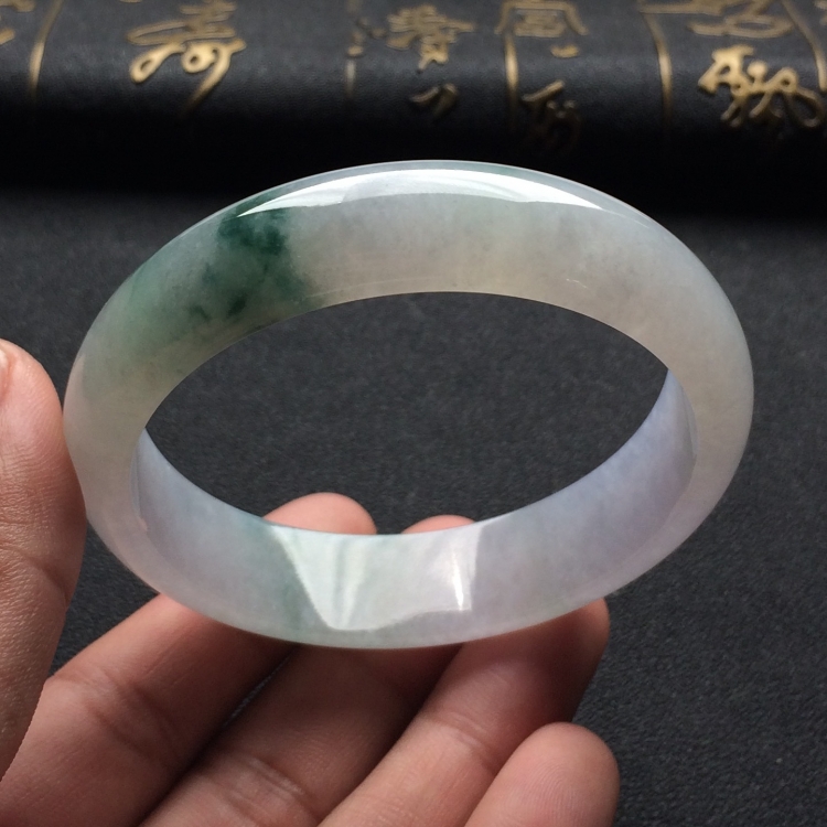 （超值推荐）糯冰种飘花手镯（59.3mm）