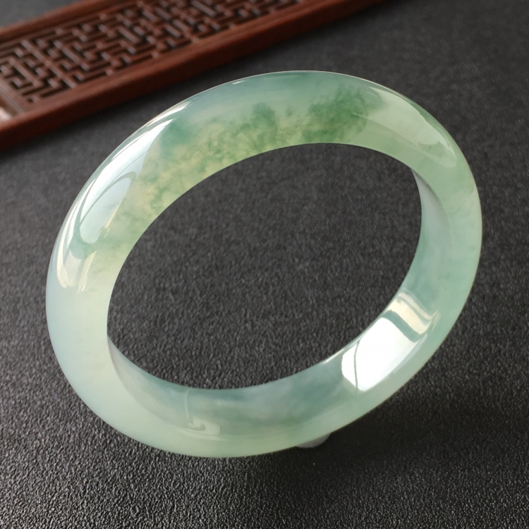 (超值推荐)冰种飘花手镯(56mm)