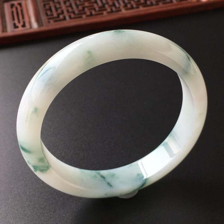 (超值推荐)糯冰种飘花手镯(58.3mm)