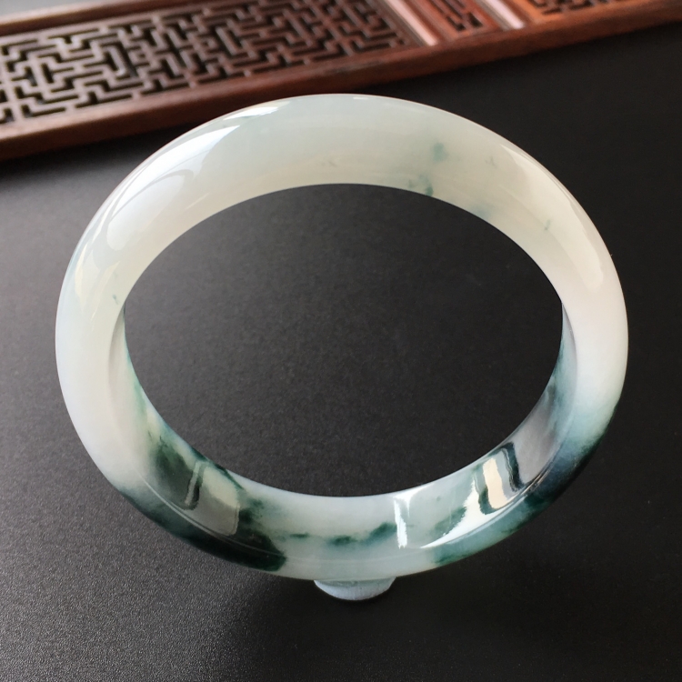 (超值推荐)糯冰种飘花手镯(58.3mm)