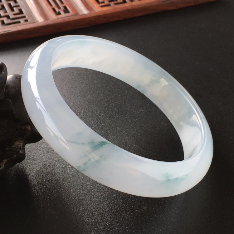 (超值推荐)冰种飘花手镯(57mm)