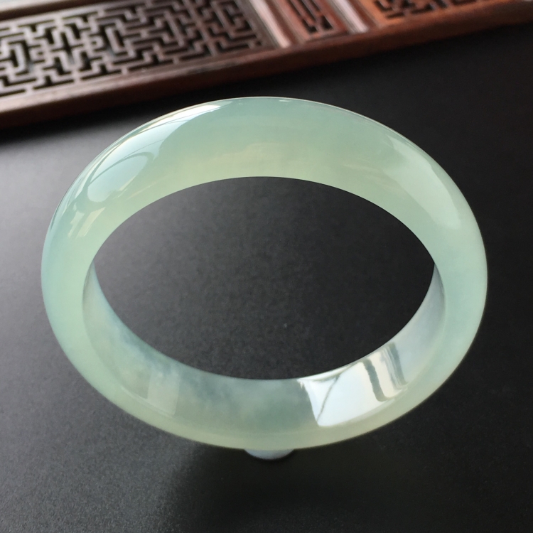 (超值推荐)冰种晴水手镯(56.5mm)